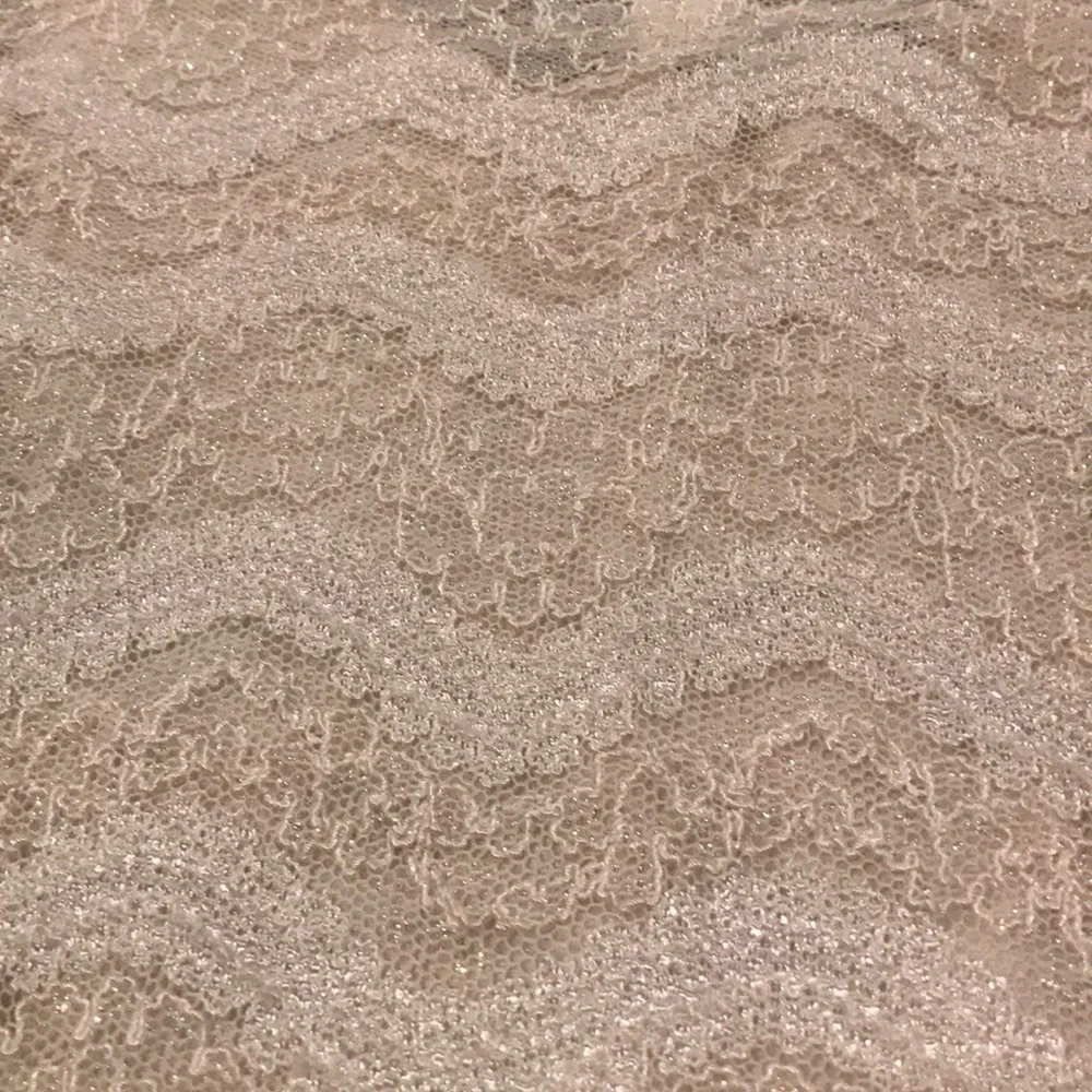 Kay Celine lace top- size small - Picture 3 of 7